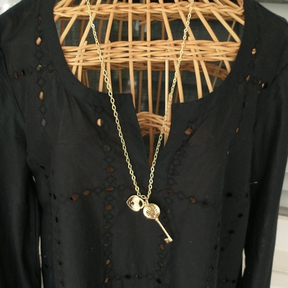 💕Lily Pulitzer heart lock and key chain necklace. Like new - Picture 2 of 7